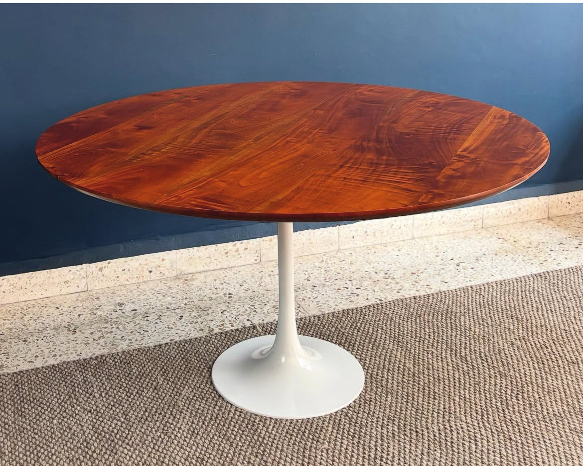 Tulip Style Dining Table
