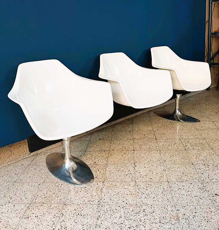 Tulip Bench