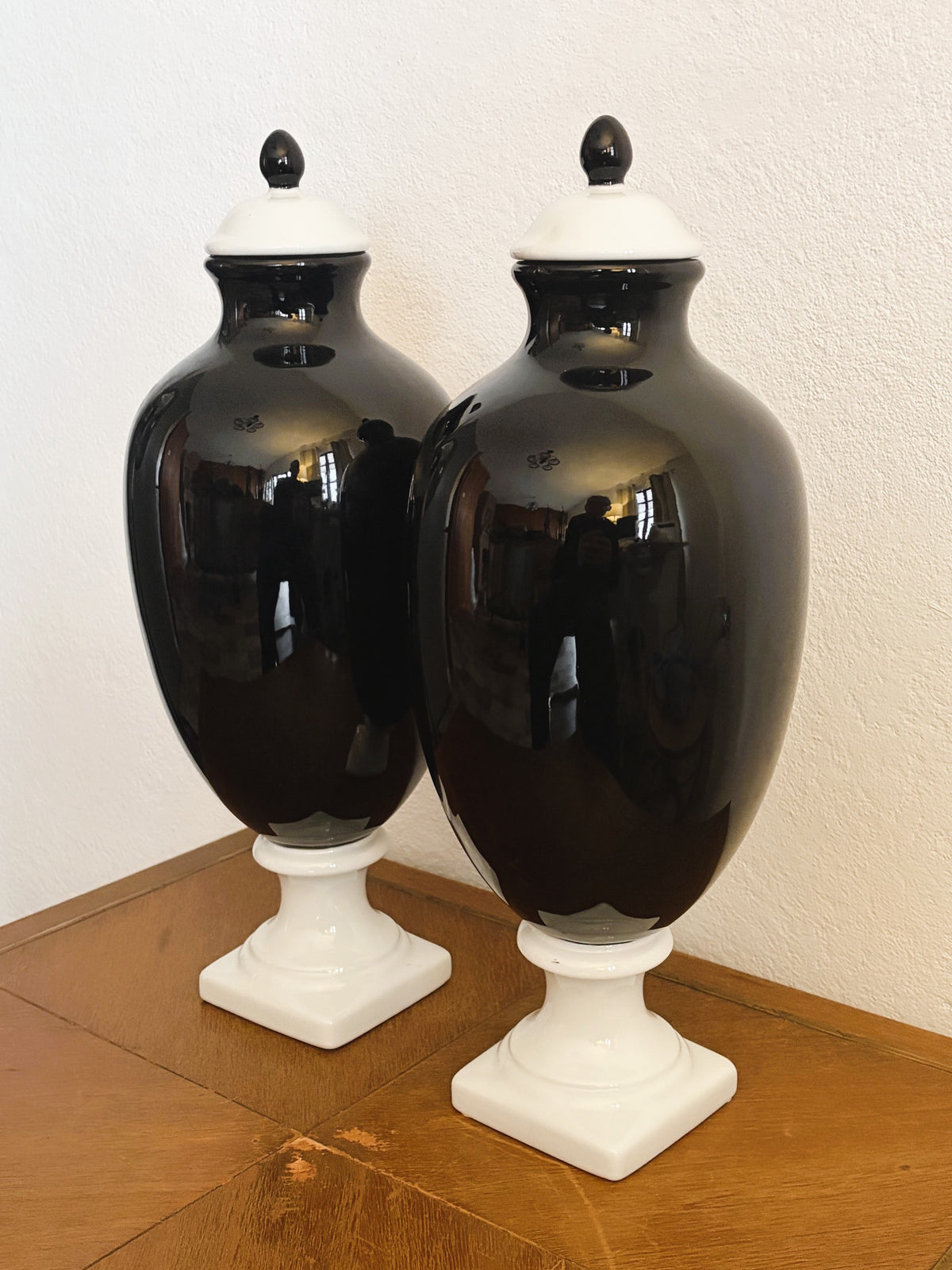 Pair of Urns