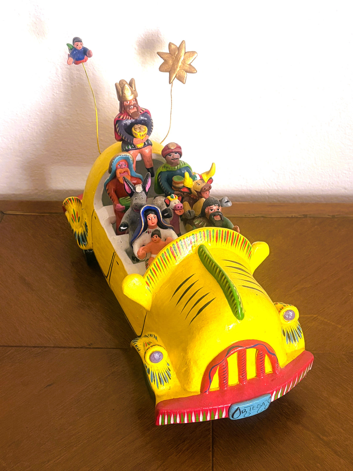 Ortega Large Nativity in Car